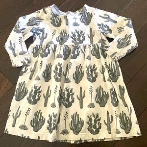 Winter Water Factory b&w cactus dress 18 mo.